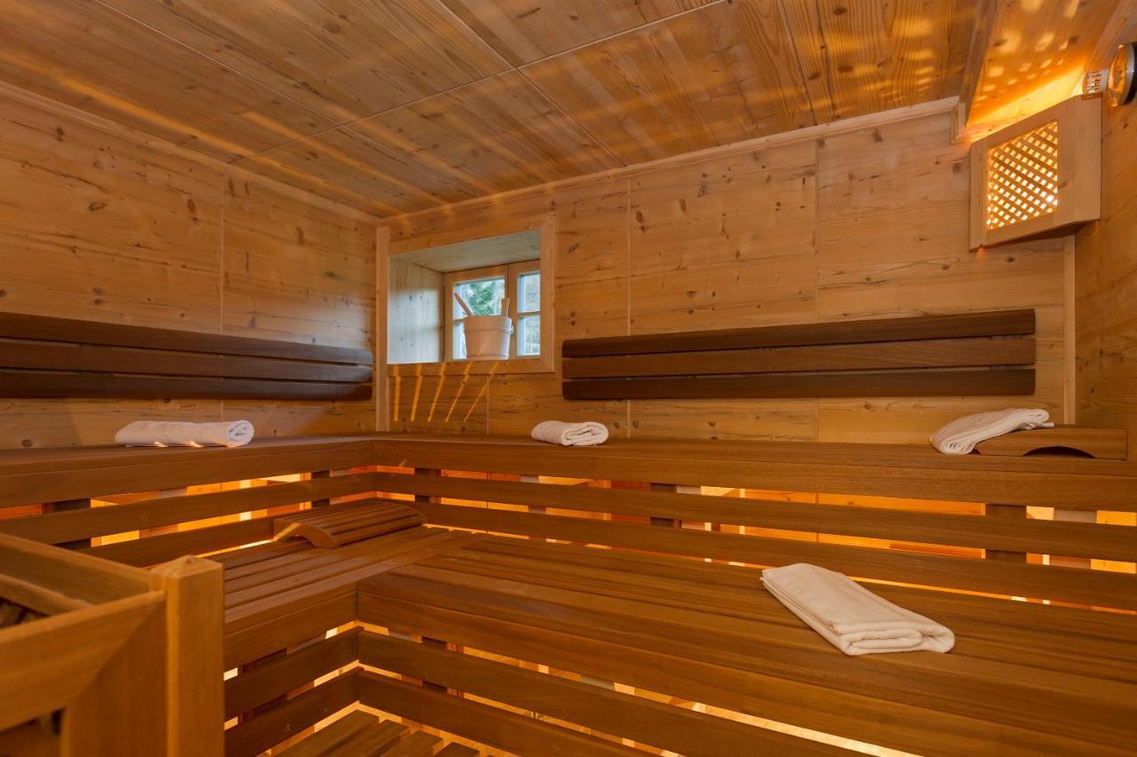 Silentium Dolomites Chalet Since 1600 Монгуэльфо Экстерьер фото