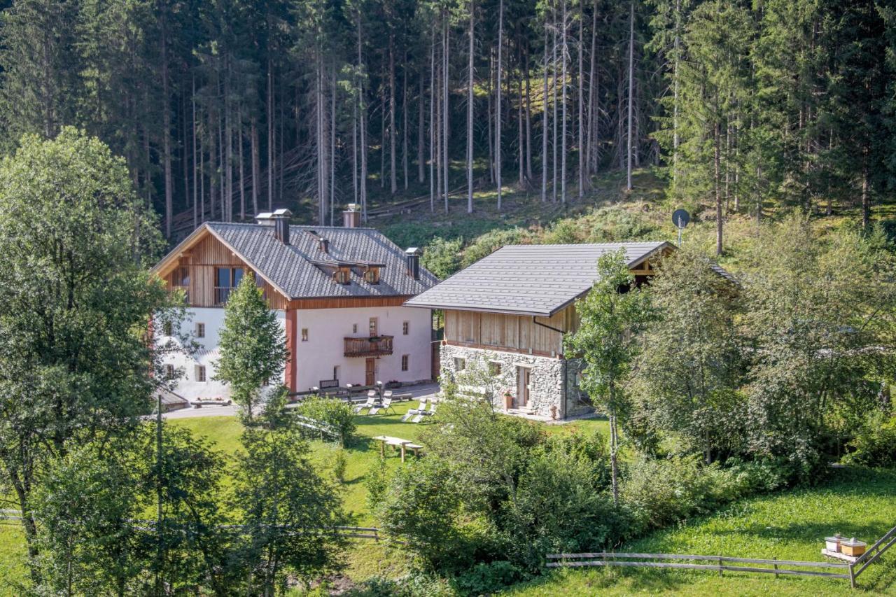 Silentium Dolomites Chalet Since 1600 Монгуэльфо Экстерьер фото