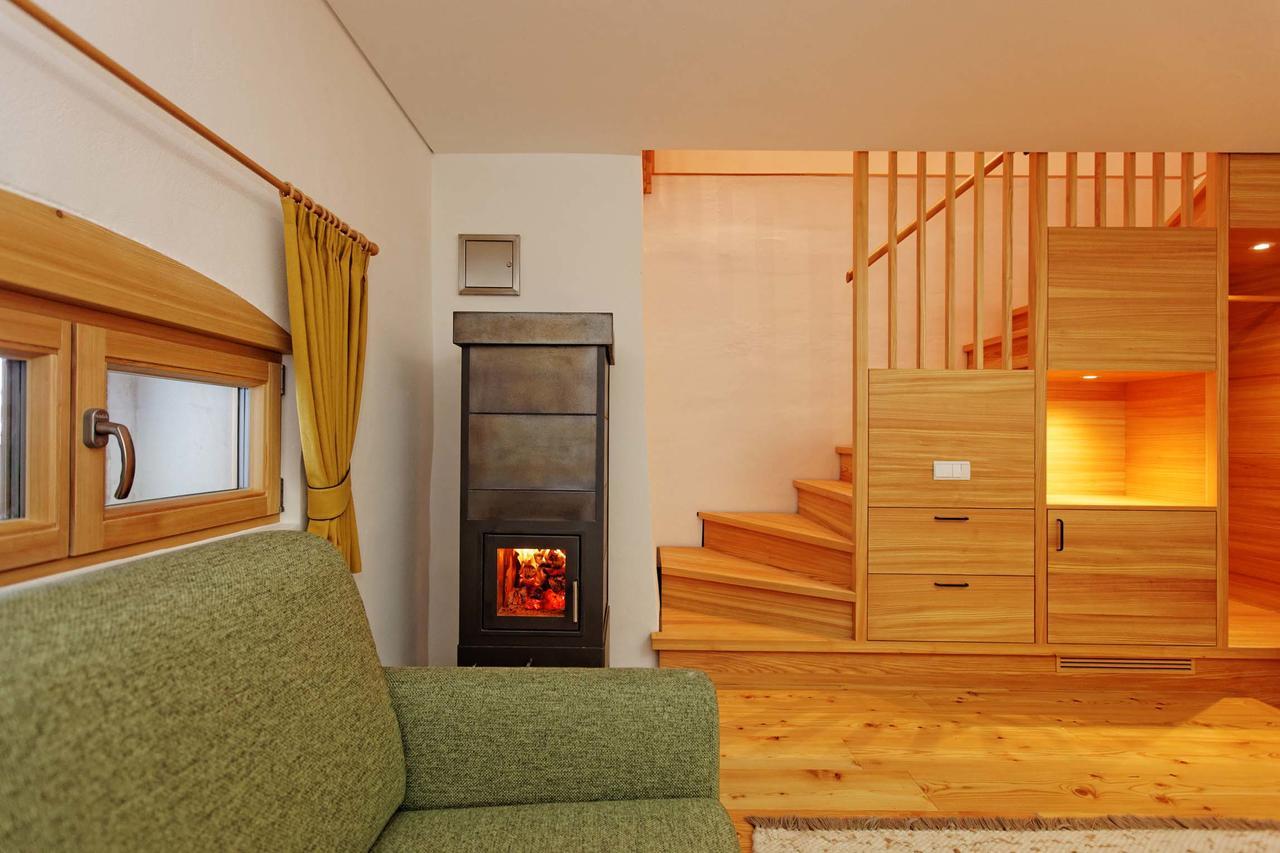 Silentium Dolomites Chalet Since 1600 Монгуэльфо Экстерьер фото