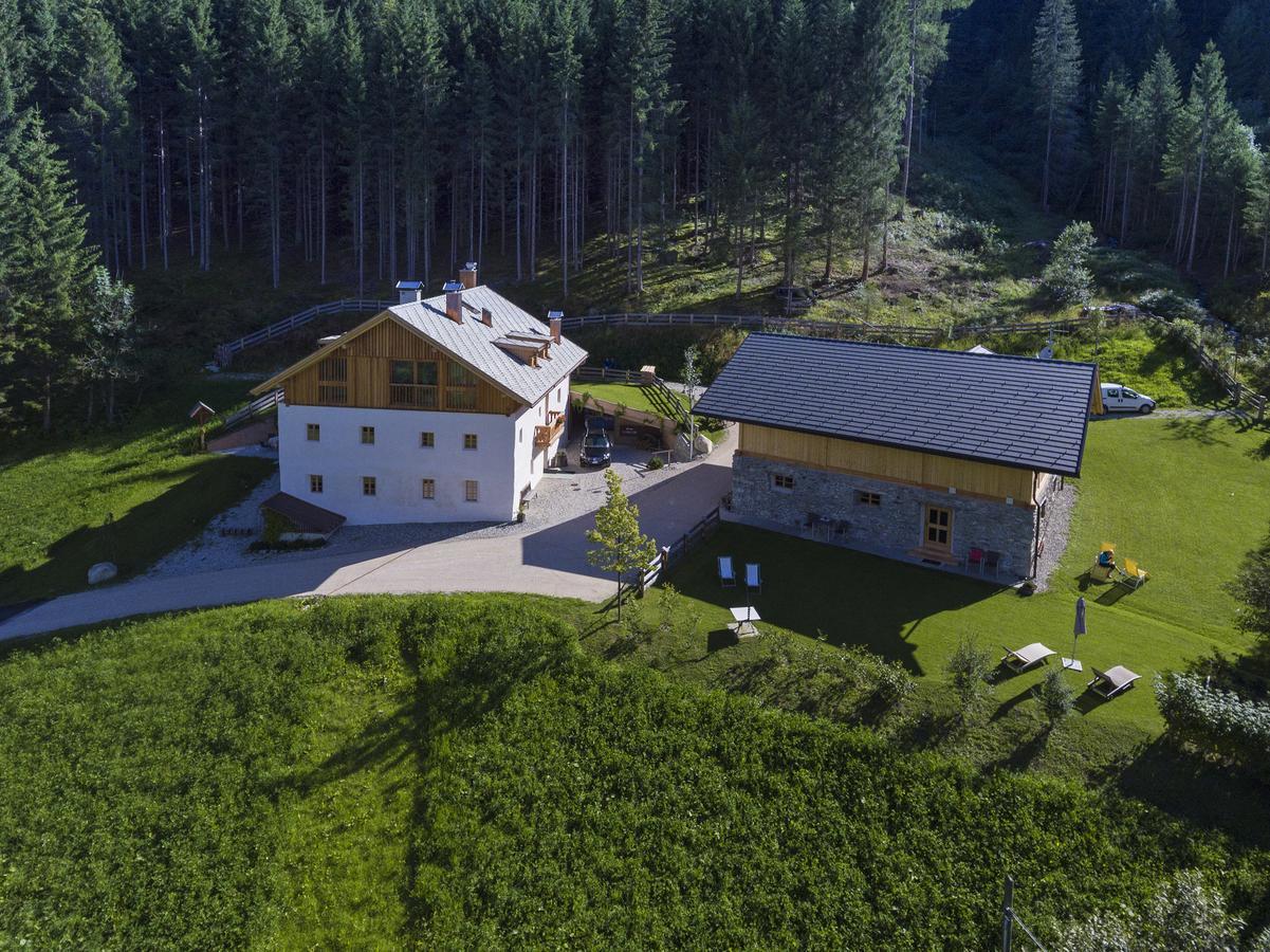 Silentium Dolomites Chalet Since 1600 Монгуэльфо Экстерьер фото