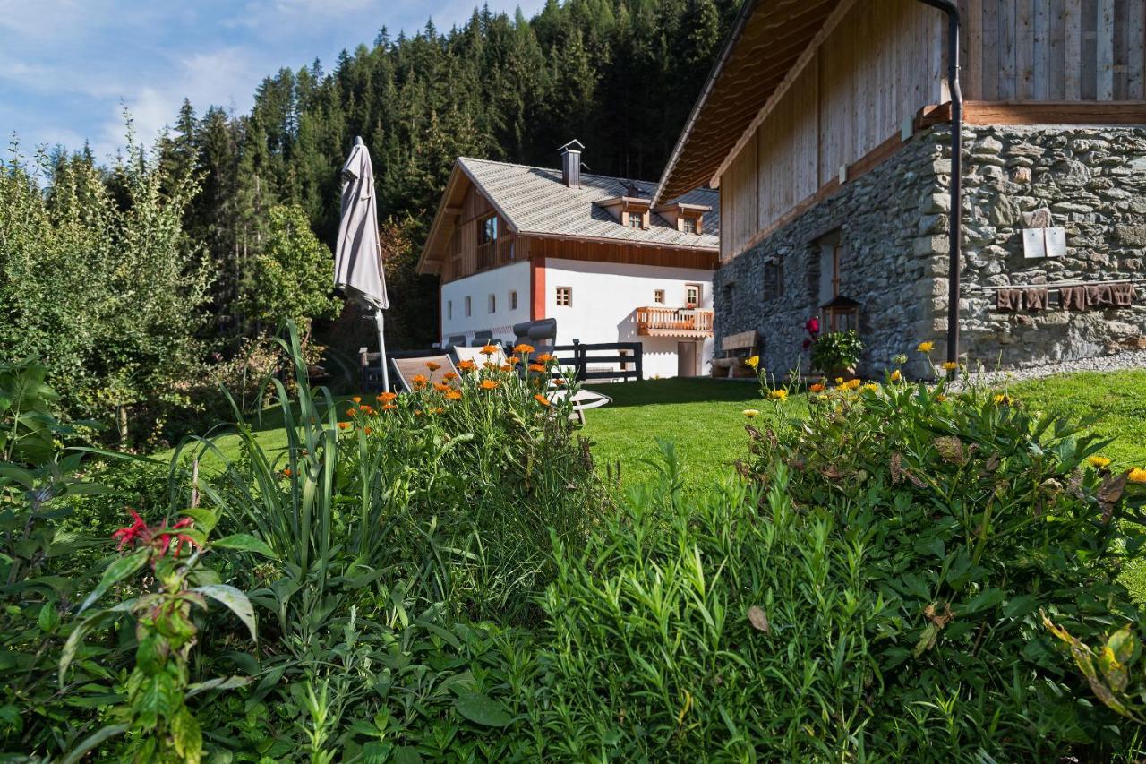 Silentium Dolomites Chalet Since 1600 Монгуэльфо Экстерьер фото