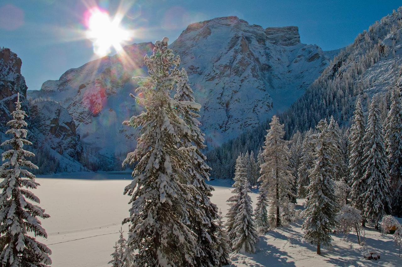 Silentium Dolomites Chalet Since 1600 Монгуэльфо Экстерьер фото